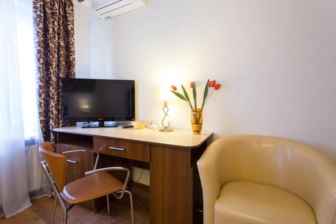 خاركيف Excellent Studio Apartment In The Center - Kravtsova Lane 13B المظهر الخارجي الصورة